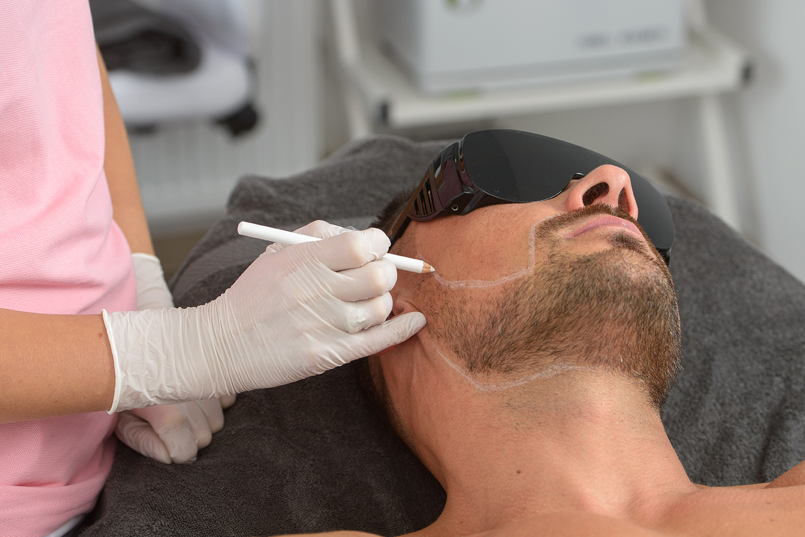 Laser Haarentfernung Bartkonturen Gesicht Mann – Just Relax Wien